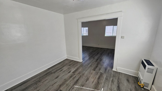 Building Photo - 4415 Burns Ave