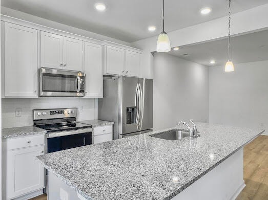 Building Photo - 481 Trotters Ln