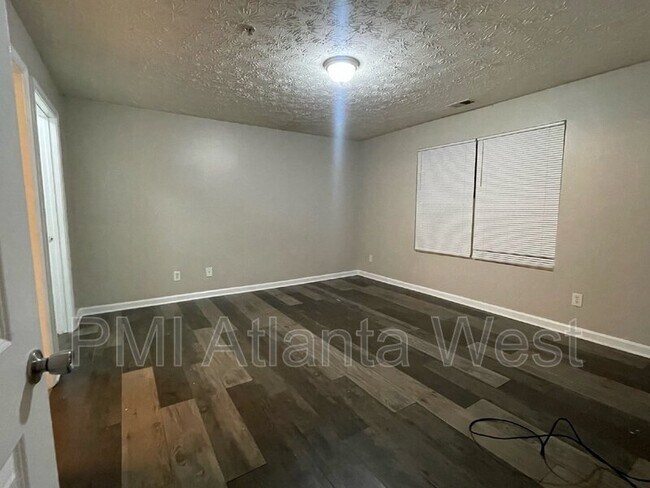 Building Photo - 7204 Waldrop Pl