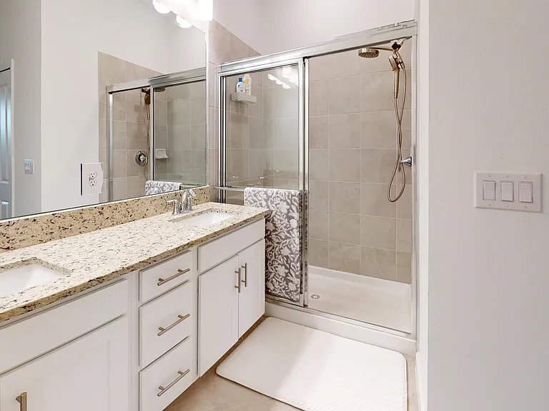 Building Photo - 15126 Sunny Day Dr