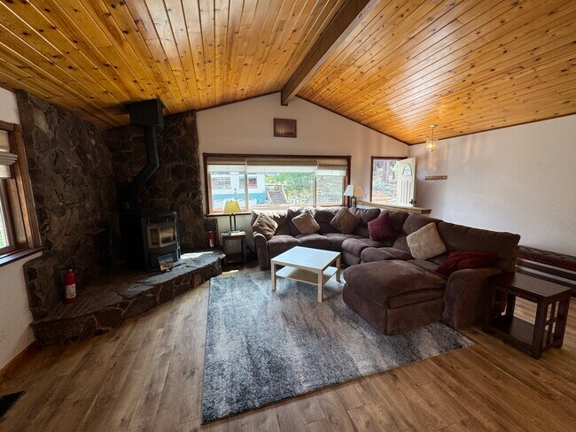 Building Photo - 1103 Sundown Trail