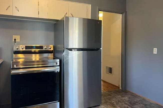 Building Photo - 309 Marie St