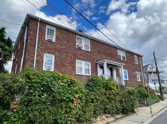 Building Photo - 52 Ten Hills Rd