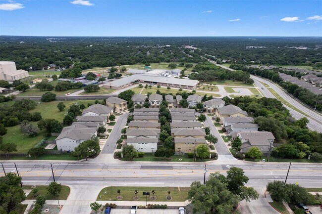 Building Photo - 8940 Parker Ranch Cir