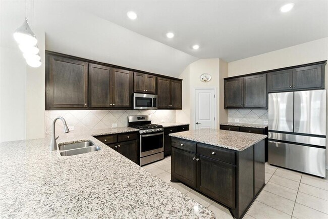 Building Photo - 237 Red Granite Dr