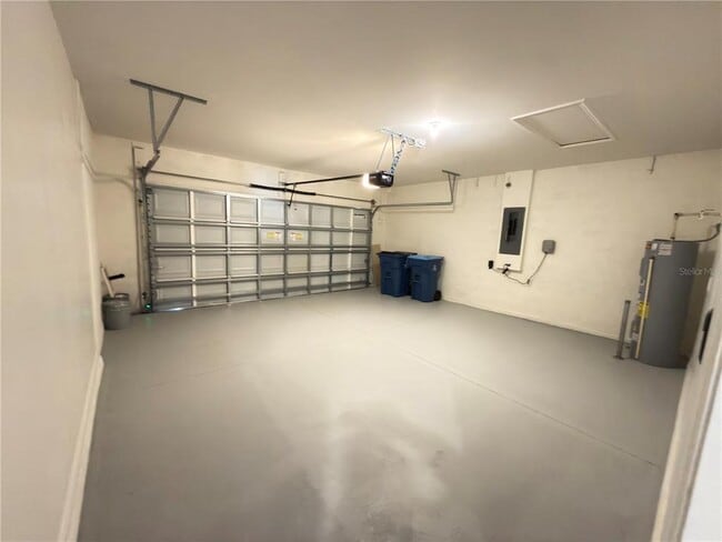 Building Photo - 307 Taylor Grvs St