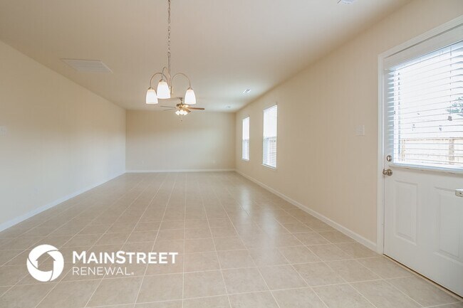 Building Photo - 3309 Marichal Dr