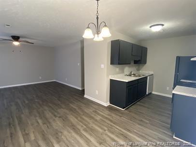 Building Photo - 751 Hedgelawn Way