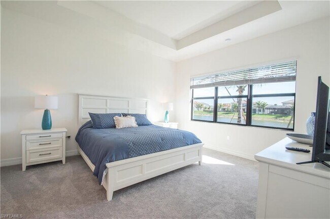 Building Photo - 4405 Aurora St