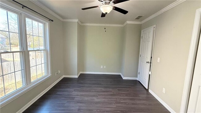 Building Photo - 11395 Brookhollow Trail