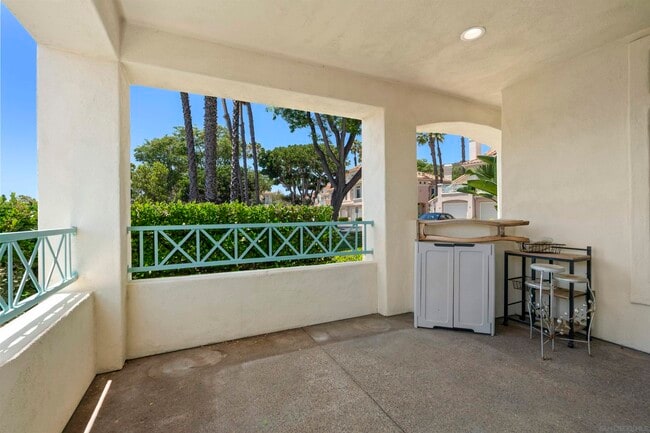 Building Photo - 12650 Springbrook Dr