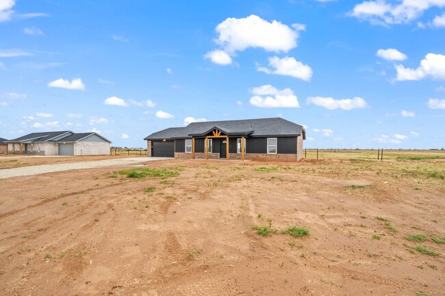 Building Photo - Country Living In Roosevelt ISD!