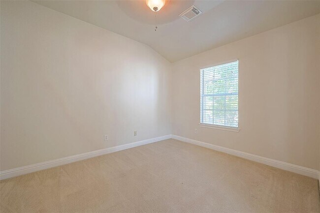 Building Photo - 9407 Dora Meadows Dr