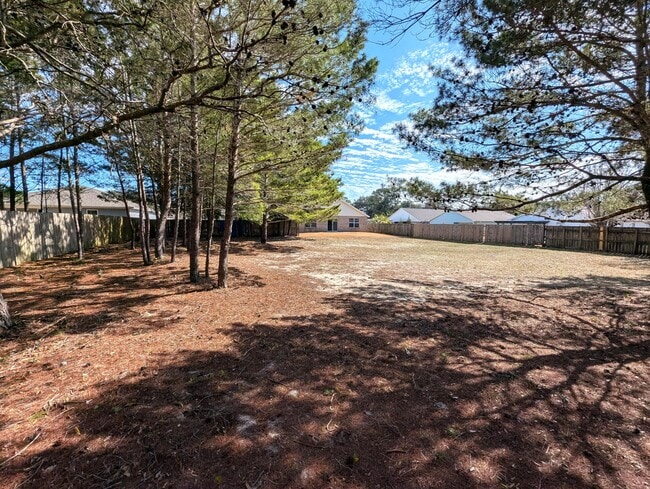 Building Photo - 2001 Presidio St