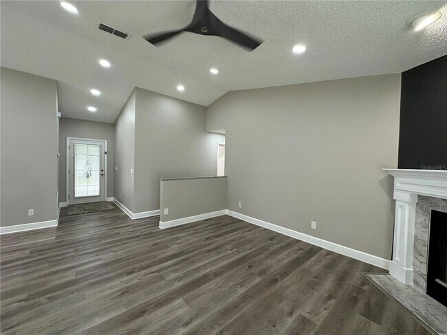 Building Photo - 1229 Allendale Dr