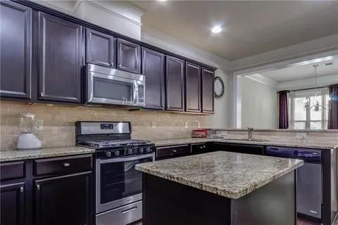 Building Photo - 13374 Canary Ln