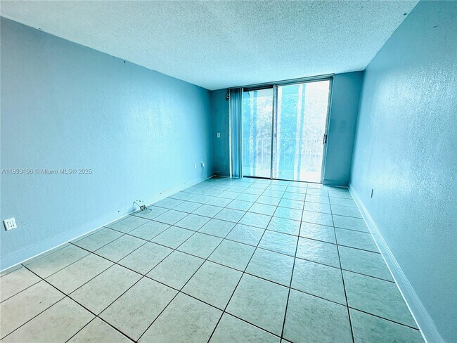 Building Photo - 1805 Sans Souci Blvd