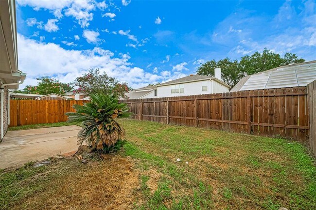 Building Photo - 4826 Cliffpoint Ct