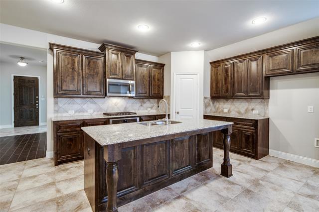 Building Photo - 575 Kara Dr