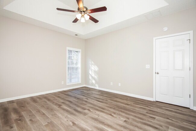 Building Photo - 64 Paxton Pl