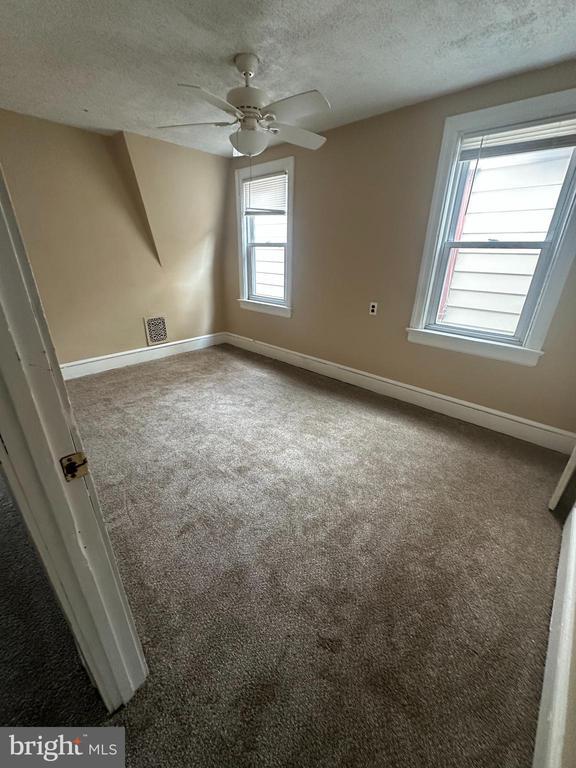 Building Photo - 303 Harrison St