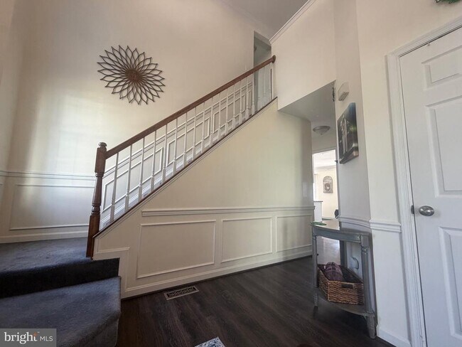 Building Photo - 1703 Aldin Ct