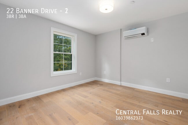 Building Photo - 22 Banner Dr