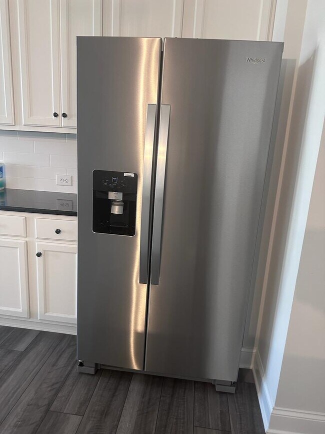 Refrigerator - 4611 Cypress Landing Way