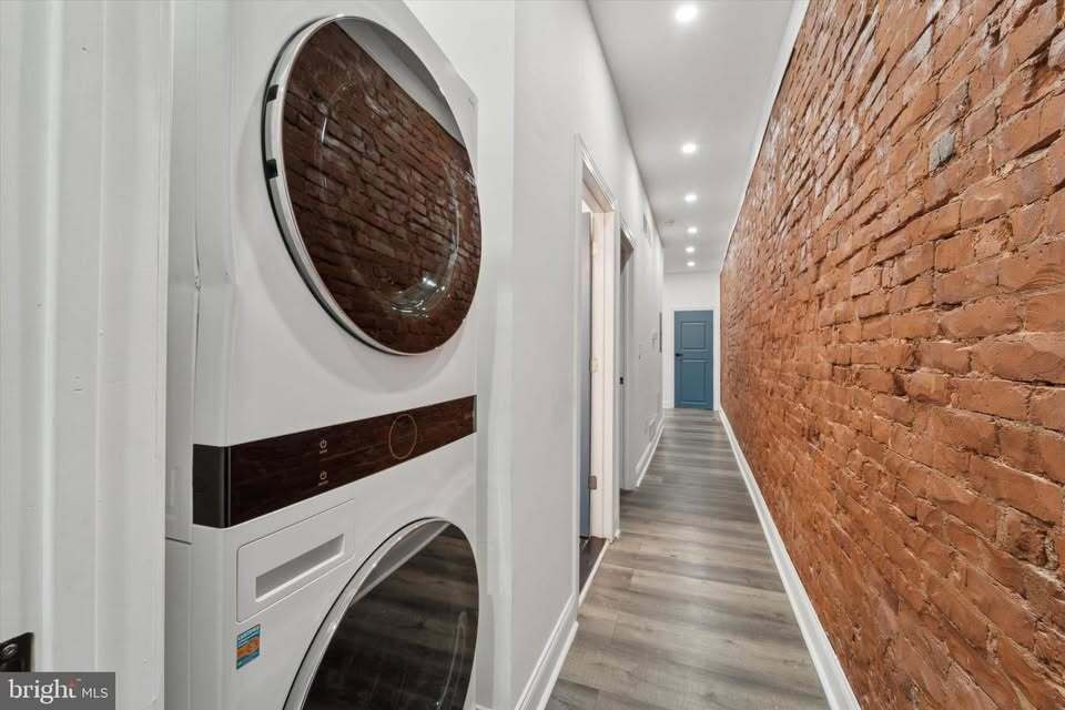 Building Photo - 3660 N Marvine St