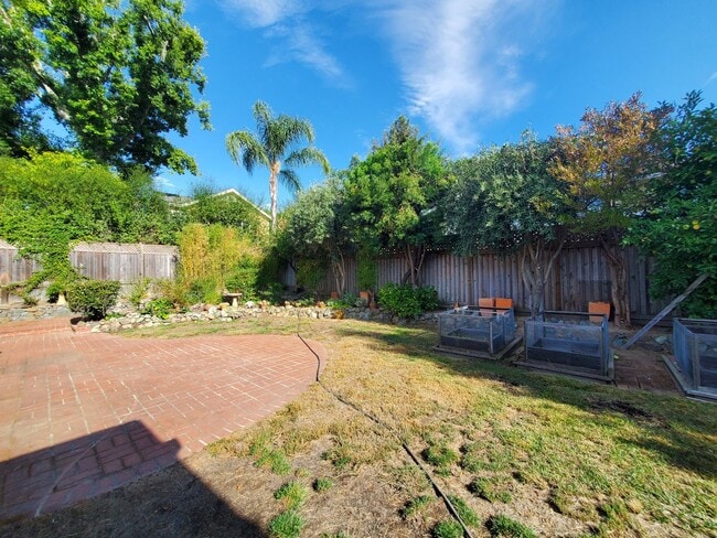 Building Photo - Stylish Single-Level in Marinwood | Great ...