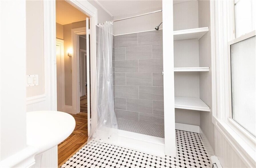 Building Photo - 191 Power St