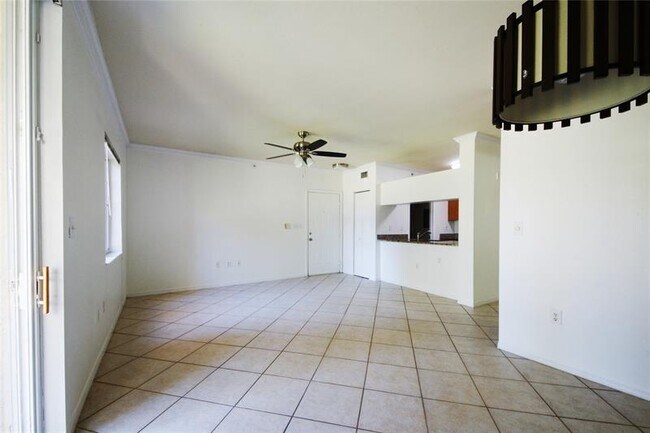 Building Photo - 6533 Emerald Dunes Dr