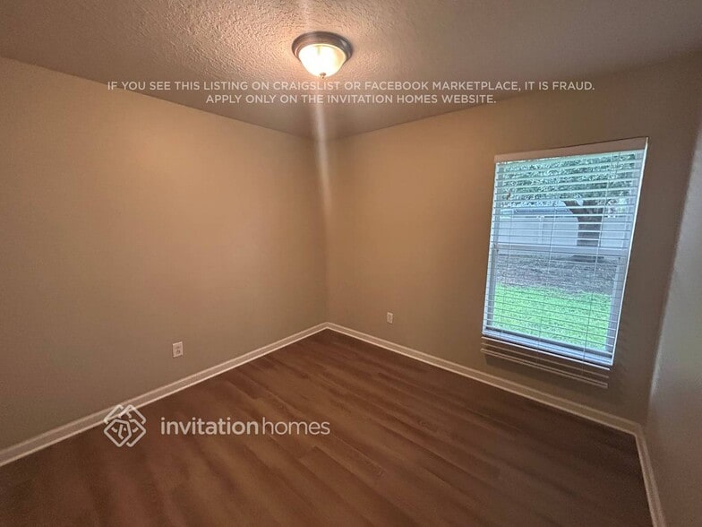 Building Photo - 11632 Tropical Isle Ln