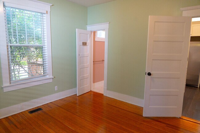 Building Photo - Charming Historic Home Walkable to Cargo & Soda Pop Districts