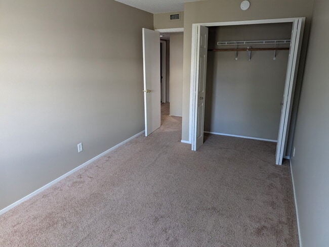 Second Bedroom - 122 Demont Avenue East