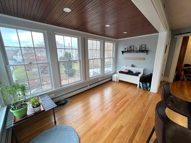 Building Photo - 39 Highland Ave