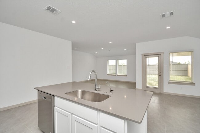 Building Photo - 7731 Suffolk Vly Ln