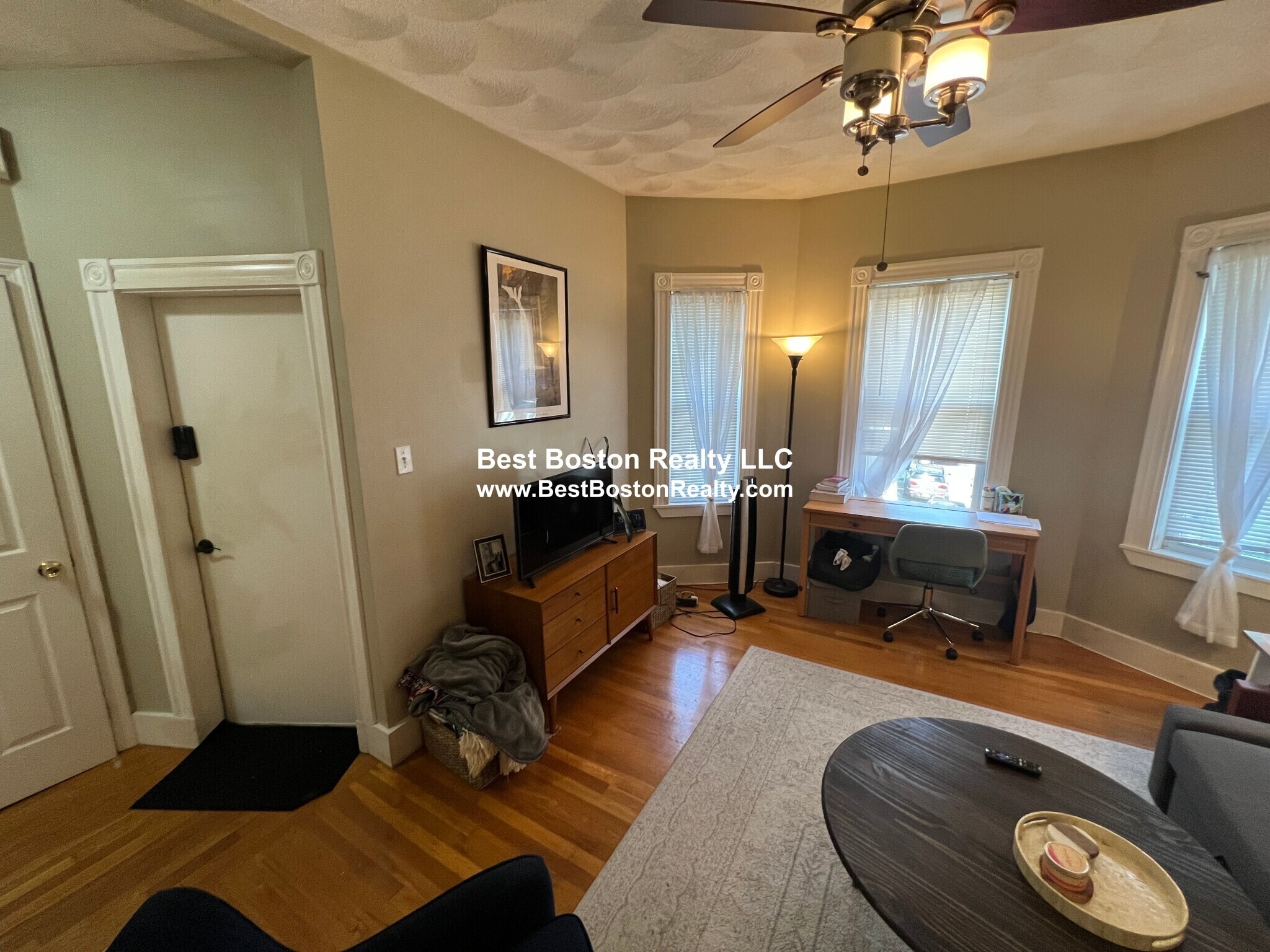 Building Photo - 24 Ellington Rd