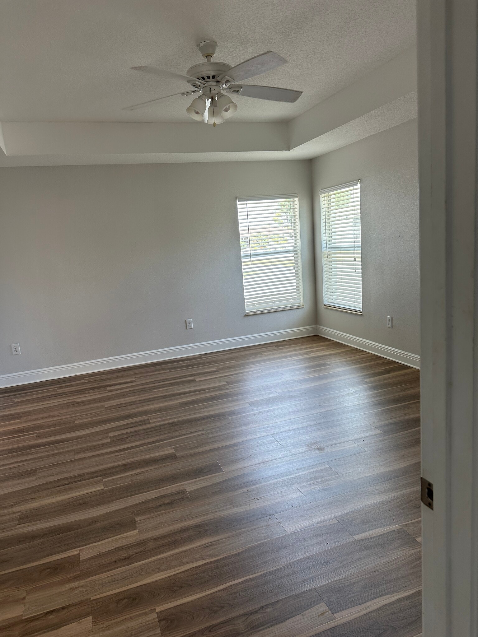 Master - 6501 Manila Palm Way