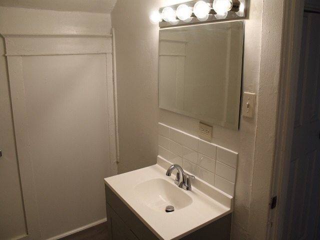 Building Photo - 862 Lavette Ave