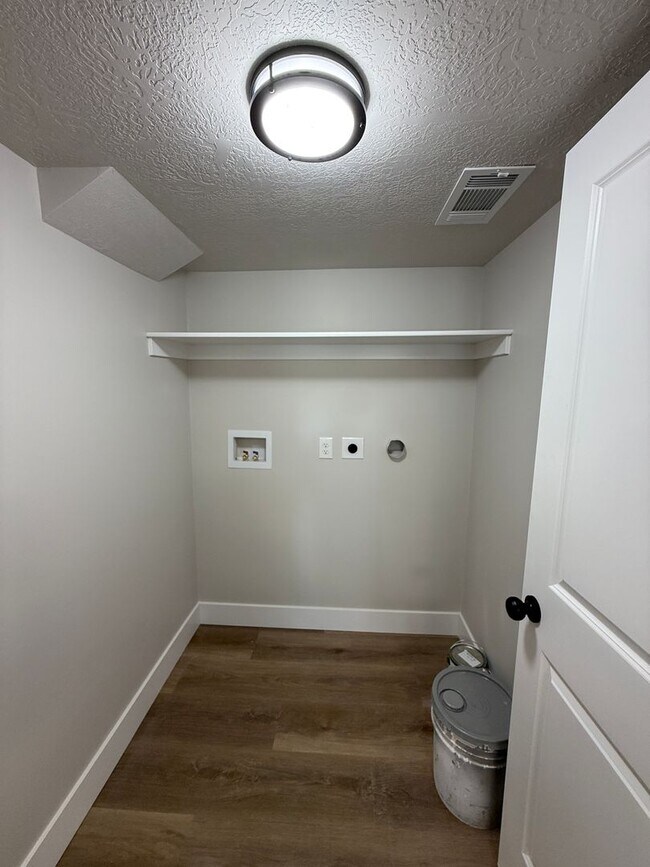 Building Photo - 3426 W 5300 S