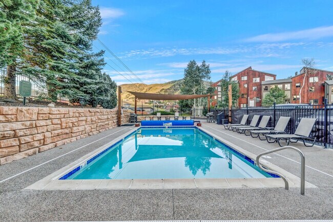 Building Photo - 2160 Mt Werner Cir