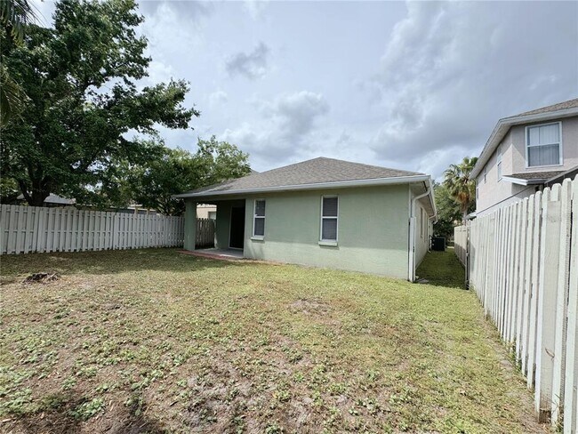 Building Photo - 4932 Bellthorn Dr