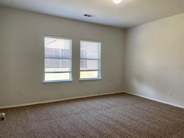 Building Photo - 3116 Kennedy Dr