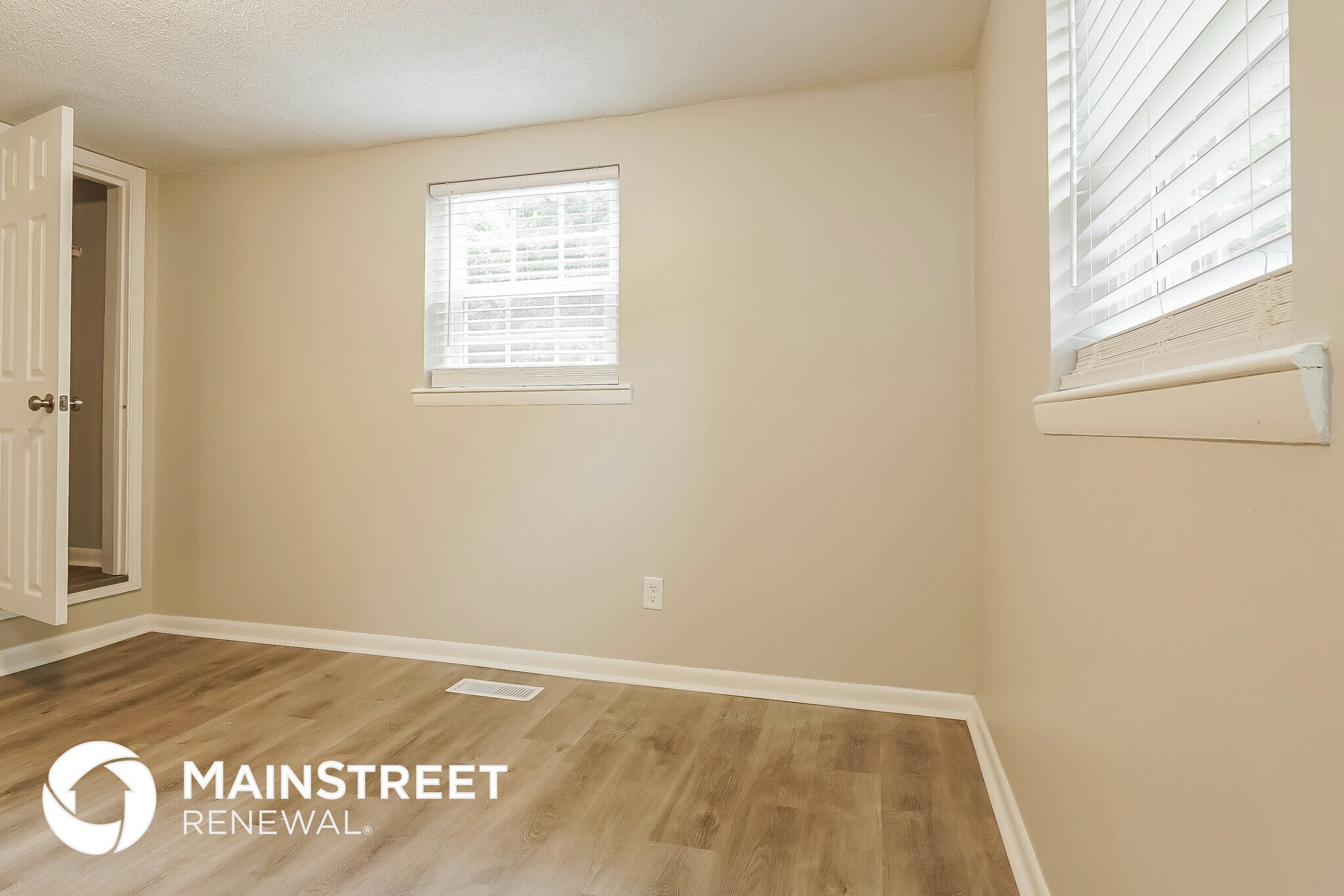 Building Photo - 2112 Headrick Rd