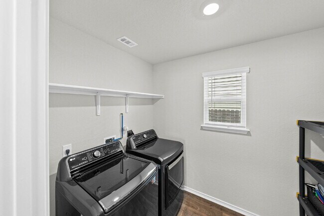 Building Photo - Located in the vibrant Valley Ranch commun...
