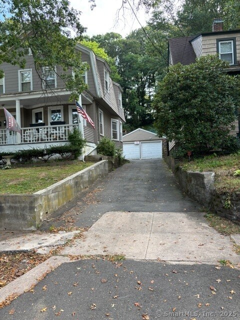 Building Photo - 977 Townsend Ave
