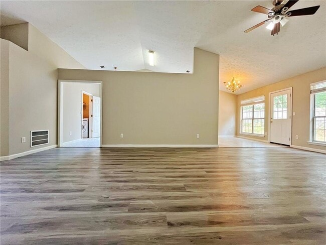 Building Photo - 1680 Racquet Club Cir NW
