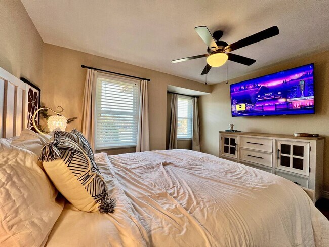 Building Photo - Executive home in West Chester Game Room H...