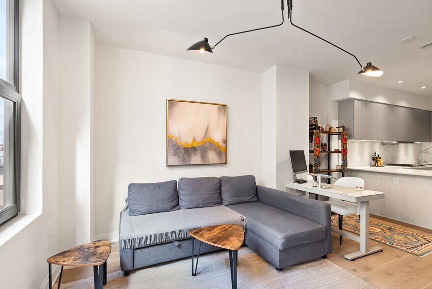 Building Photo - 1427 Rhode Island Ave NW